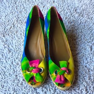 Stuart Weitzman peep toe espadrille in bright colourful pattern canvas wedge